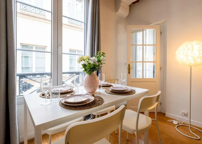 4 Guests Flat Palais Royal 1 Apartment Paris