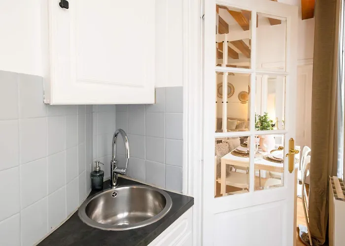 4 Guests Flat Palais Royal 1