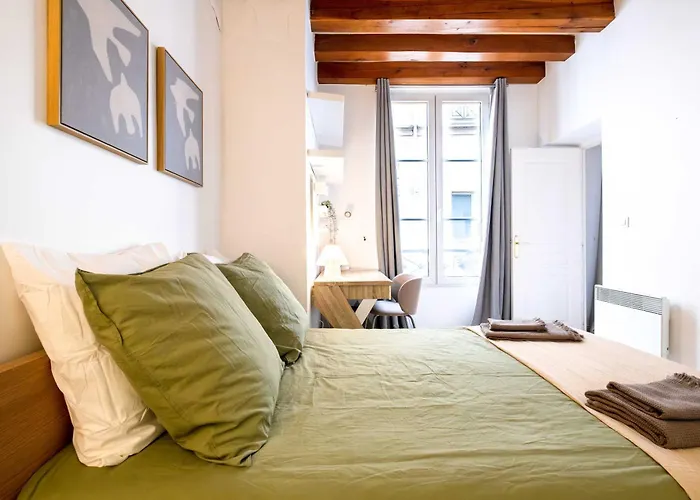 Apartamento 4 Guests Flat Palais Royal 1 *
